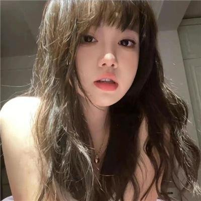 早餐时女歌迷快闪
